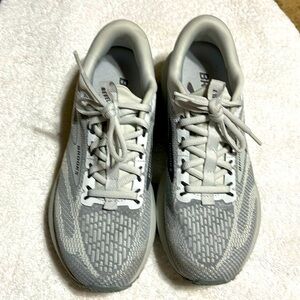 Brooks Women's Rebel 7 Running Shoes Size 8.5